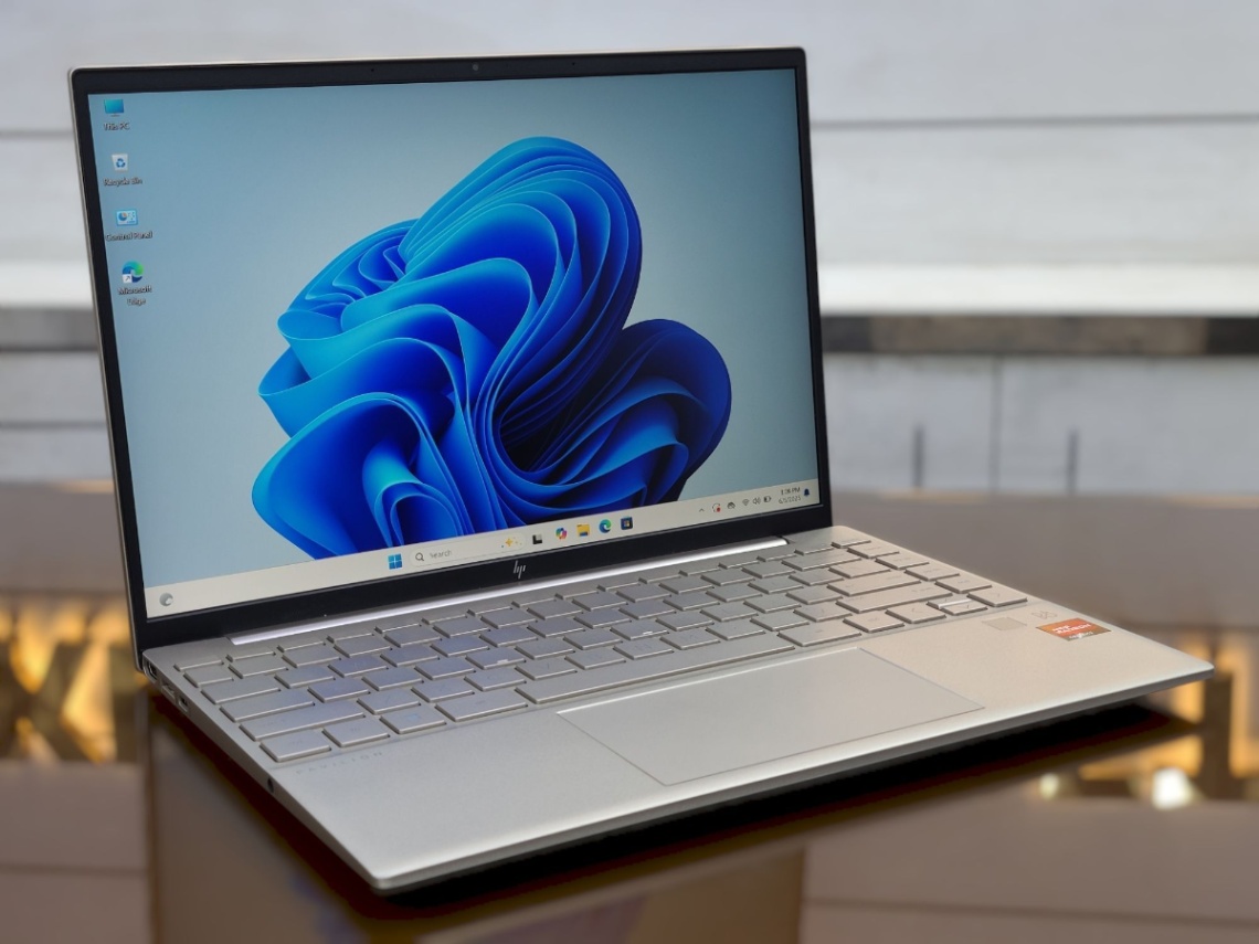 ④ HP Pavilion Aero Ryzen-7-7735U 13-be2010AU ／16GB／512GB