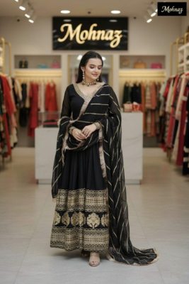 👗✨ রেডিমেড ইন্ডিয়ান জর্জেট এমব্রয়ডারি পার্টি ড্রেস (ফ্রি সাইজ)  🌟 পণ্যের বিবরণ: যেকোনো পার্টি বা অনুষ্ঠানে আভিজাত্য ও স্টাইলের নিখুঁত মিশ্রণ—এই রেডিমেড ইন্ডিয়ান জর্জেট পার্টি ড্রেস। হালকা ও সফট ওয়েটলেস জর্জেট কাপড়ে তৈরি এই ড্রেসে রয়েছে সামনের ও পেছনের দিকজুড়ে মনকাড়া এমব্রয়ডারি কাজ। ফুল লুক তৈরি করতে সাথে থাকছে এমব্রয়ডারি করা জর্জেট ওড়না এবং বাটারফ্লাই কাট রেডিমেড সালোয়ার।  🪷 ফিচারস: 🔹 কন্ডিশন: রেডিমেড 🔹 বডি সাইজ: ফ্রি সাইজ (পরিধেয় সর্বোচ্চ ৪৮ ইঞ্চি পর্যন্ত) 🔹 বডি মেটেরিয়াল: ইন্ডিয়ান ওয়েটলেস জর্জেট 🔹 গাউন লম্বা: ৫৫ ইঞ্চি 🔹 কাজ: ফ্রন্ট ও ব্যাক এমব্রয়ডারি 🔹 ইনার: অন্তর্ভুক্ত 🔹 ওড়না: জর্জেট, এমব্রয়ডারি ডিজাইনসহ 🔹 সালোয়ার: রেডিমেড বাটারফ্লাই কাট  🎁 বিয়ের অনুষ্ঠান, পার্টি বা উপহারের জন্য একদম পারফেক্ট। এখনই অর্ডার করুন এবং আপনার স্টাইলকে দিন নতুন মাত্রা! Price 1600