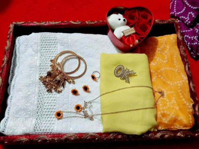 Amader nijesho production e toiri orginal chikenkari dress unstitched  Chundri orna, hijab,necklace  jumko churi,breachlet,ear ring,finger ring,love box,hijab price 1450 same days booking  Amader nijesho catalogue etai amader real pic