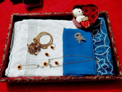 Amader nijesho production e toiri orginal chikenkari dress unstitched  Chundri orna, hijab,necklace  jumko churi,breachlet,ear ring,finger ring,love box,hijab price 1450 same days booking  Amader nijesho catalogue etai amader real pic