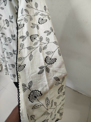 Amader nijesho production e toiri pure cotton with screen print  Orna cotton with lais work 