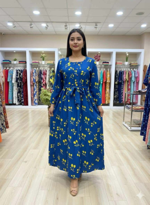 Lilen with screen print readymade one pics body 44/46 Long 50/52/54 price 260 same days booking